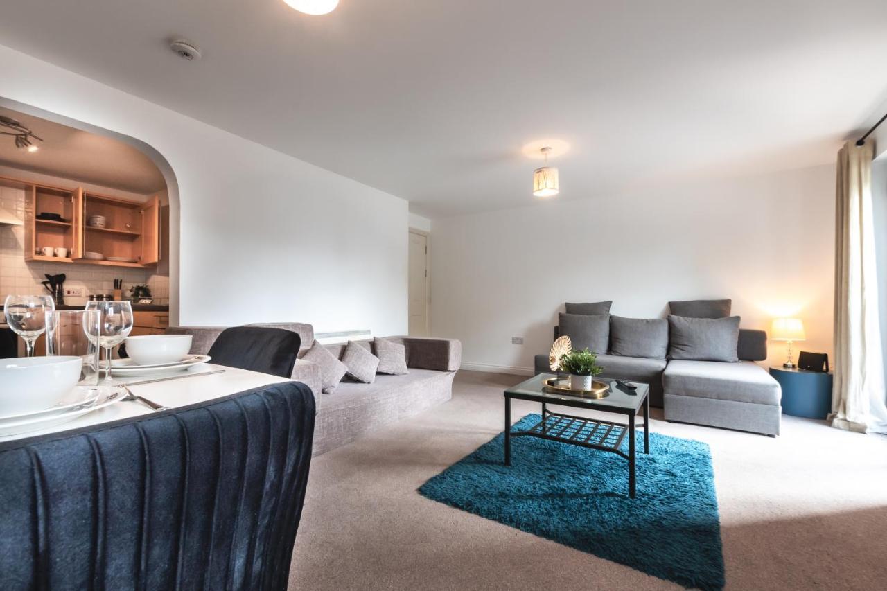 Best Price! Large Spacious 2 Bed Apartment - King Size Or Single Beds, Sofabeds, Smart Tvs, Free Parking Southampton Exterior photo