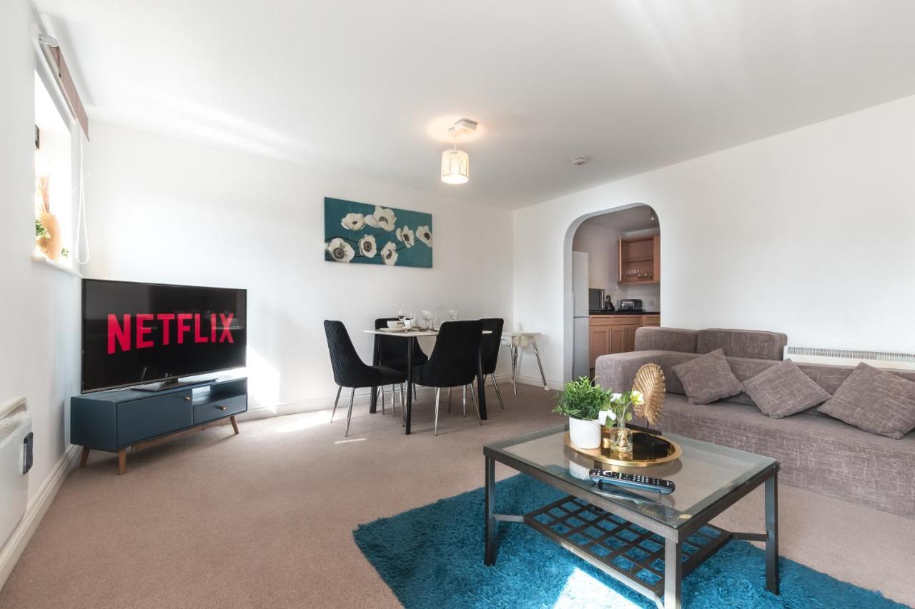 Best Price! Large Spacious 2 Bed Apartment - King Size Or Single Beds, Sofabeds, Smart Tvs, Free Parking Southampton Exterior photo