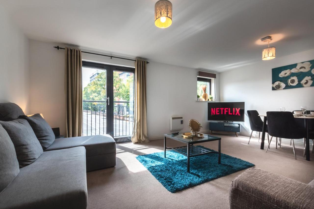 Best Price! Large Spacious 2 Bed Apartment - King Size Or Single Beds, Sofabeds, Smart Tvs, Free Parking Southampton Exterior photo